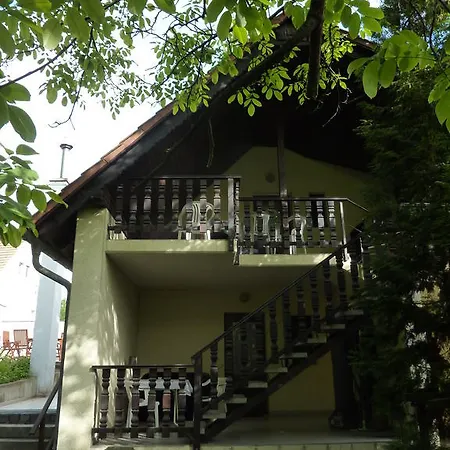 Apartment Gaestehaus Gauernitzer Hof