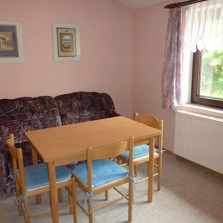 Apartment Gaestehaus Gauernitzer Hof *